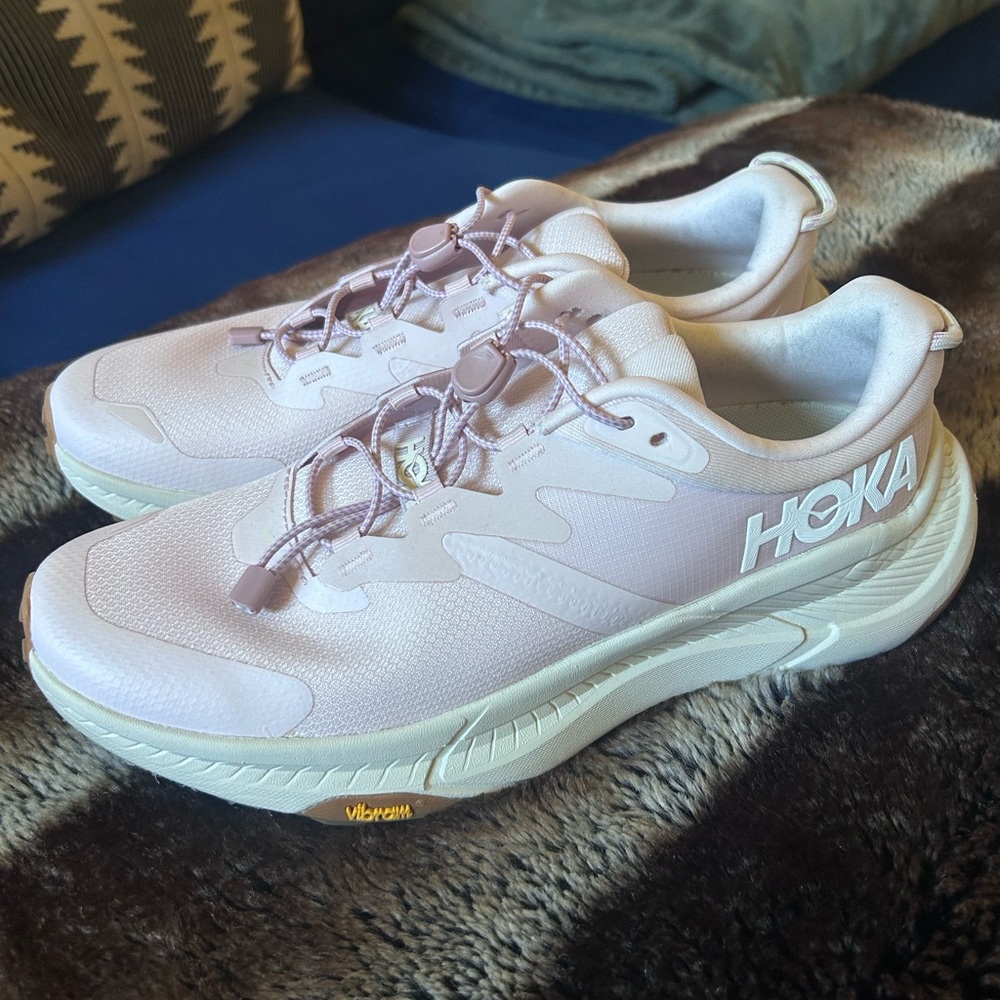 Hoka Transport - Picture 6 of 7